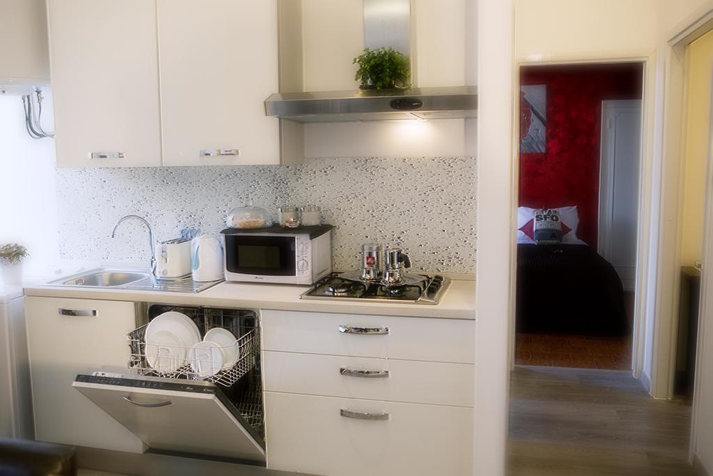 Luxury Domus Amadeus Apartment โรม ภายนอก รูปภาพ